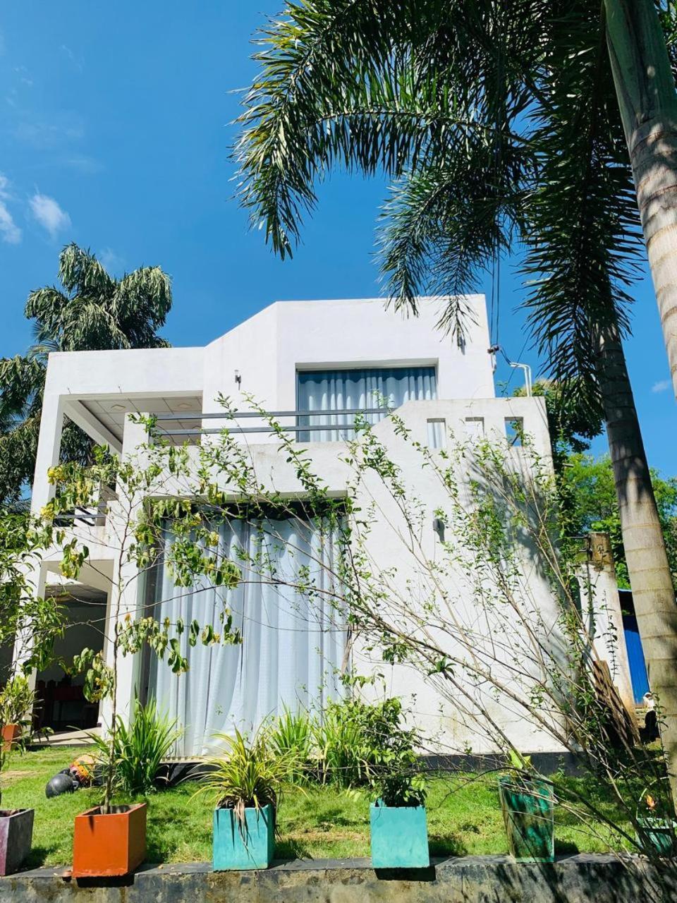 Cassia Udawalawe Hotel Exterior photo